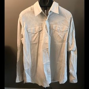 Wrangler Men’s Button-Down Long Sleeve Shirt